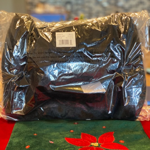 Lauren Conrad BLACK FAUX FUR ALLOVER BOOTIE SLIPPERS-SIZE M(7-8) NWTs sealed - Picture 7 of 8